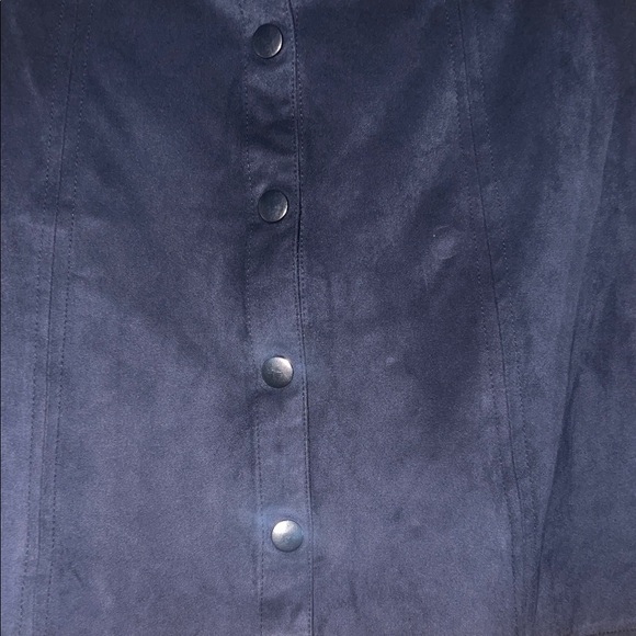 Kendall & Kylie Black Button-Down Mini Skirt - Picture 2 of 6